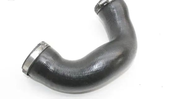 Audi Q7 4L Intercooler hose/pipe 7L6145972H