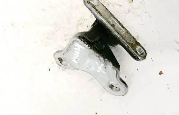Mitsubishi Colt Rear door lower hinge