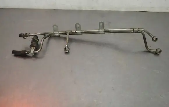 Audi A3 S3 8P Fuel line pipe 06F127505H