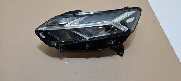 Dacia Sandero III Headlight/headlamp 260605914R