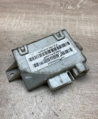 Chrysler Voyager Door control unit/module P04686686AF