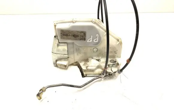 Fiat Sedici Front door lock 82201-79J20