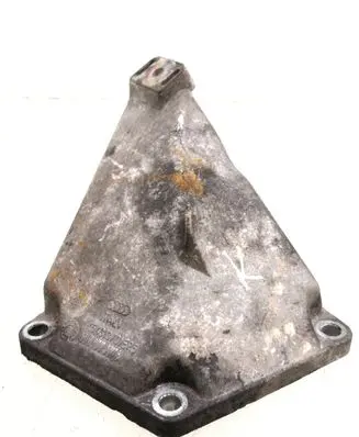 Volkswagen PASSAT B5.5 Engine mounting bracket 4B0199307C