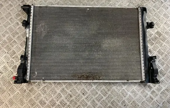 Mercedes-Benz CLA C117 X117 W117 Coolant radiator A2465001303