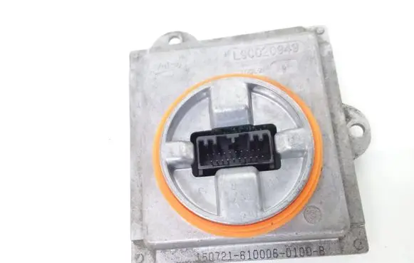 Land Rover Discovery 4 - LR4 Headlight ballast module Xenon L90020948 L90021969 L90020949