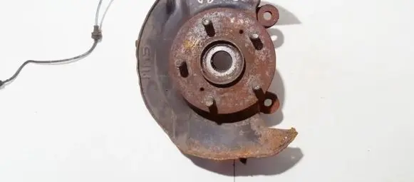 Honda CR-V Front wheel hub
