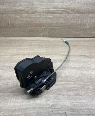 BMW 3 GT F34 Front door lock 7202145 LEFTSIDE