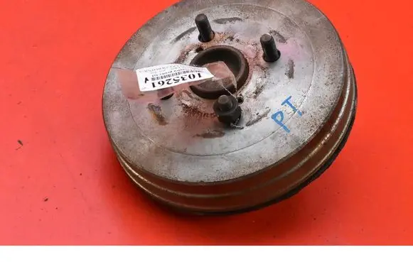 Toyota Yaris Verso Front wheel hub spindle knuckle