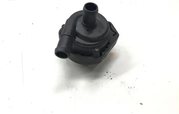 Jaguar I-Pace Electric auxiliary coolant/water pump J9D318D473AA J9D38501AA