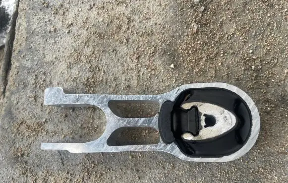 Opel Mokka B Engine mount bracket FBZB