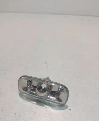 Audi A3 S3 8P Front fender indicator light 8E0949127
