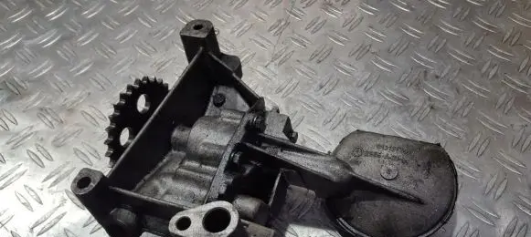 Peugeot 605 Oil pump 9431217021