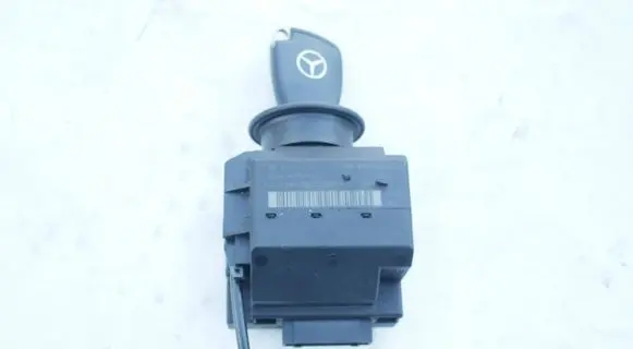 Mercedes-Benz E W211 Ignition lock 2115451008 33002207 000389080206182