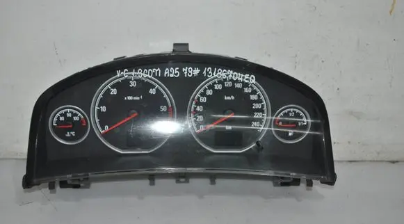 Speedometer (instrument cluster)