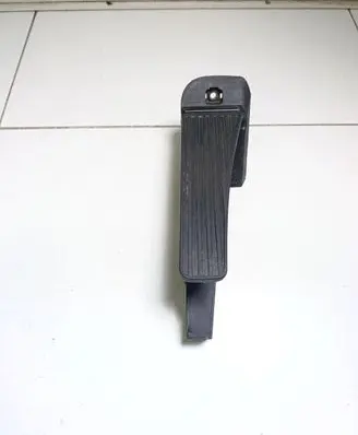 Volvo XC60 Accelerator throttle pedal 32269124