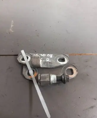 Volvo XC70 Tailgate hinge 