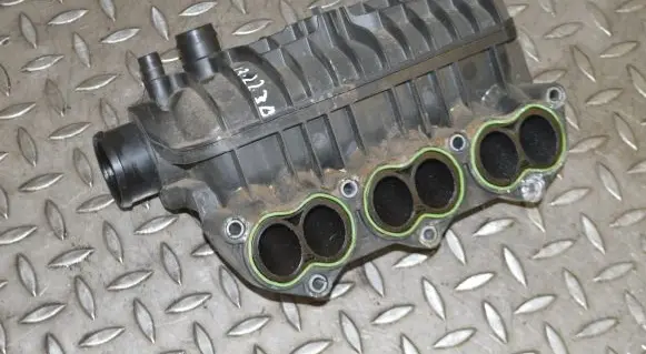 Ford Fiesta Intake manifold CM5G9424E