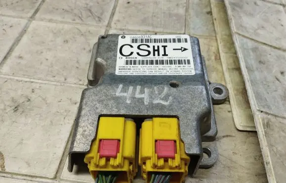 Chrysler Pacifica Airbag control unit/module 04606931AC TMD241539502