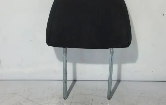 Renault Master III Front seat headrest 