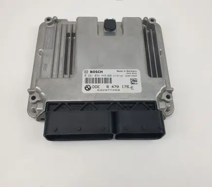 BMW 1 F20 F21 Engine control unit/module 8470176