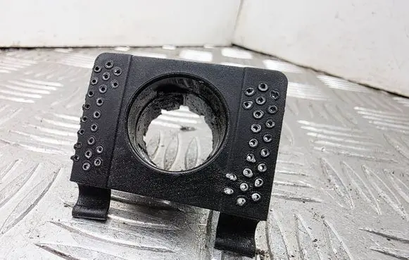BMW 5 E60 E61 Front parking sensor holder (PDC) 7056871
