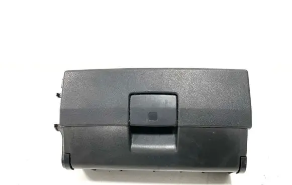 Audi A3 S3 A3 Sportback 8P Front trunk storage compartment 8P0881578 8318873 8318875