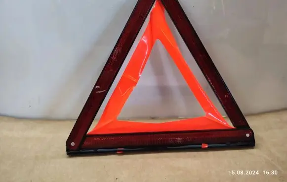 Audi A3 S3 A3 Sportback 8P Emergency warning sign 