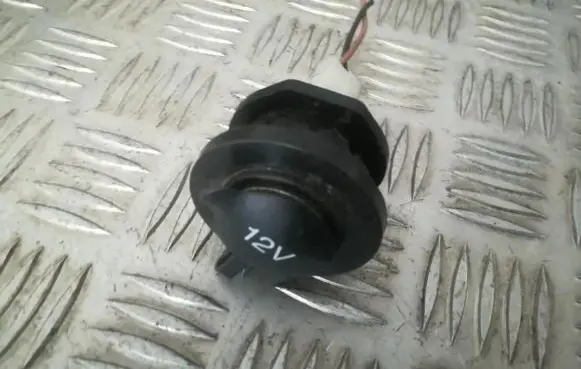 Ford Mondeo Mk III Cigarette lighter 1S7T19N236AA