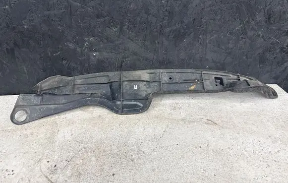 Toyota Auris 150 Fender end trim 5382702070
