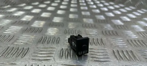 Lexus IS III XE30 Other switches/knobs/shifts 15A257