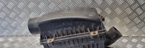 KIA Carnival Air filter box