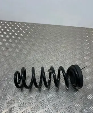 Hyundai Tucson TL Rear coil spring 55350D7CA0