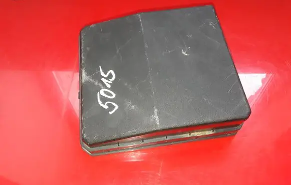 Citroen C-Crosser Fuse box cover PR06101000