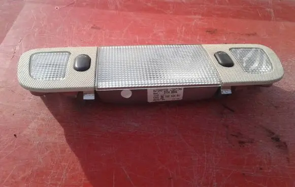 Citroen C6 Rear seat light 96332424