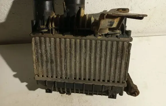 Toyota Avensis T250 Intercooler radiator 8730670