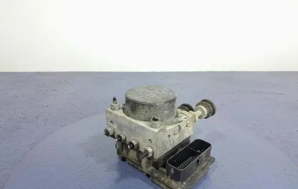 Seat Ibiza IV (6J,6P) ABS Pump 6R0614117