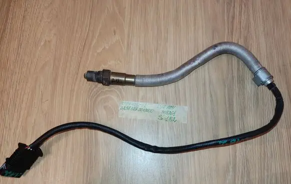 BMW X3 F25 Lambda probe sensor 7589476 11787589476