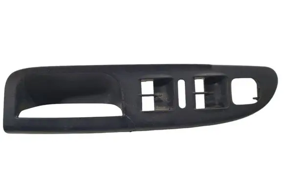 Volkswagen PASSAT B6 Front door window switch trim 3C1867171