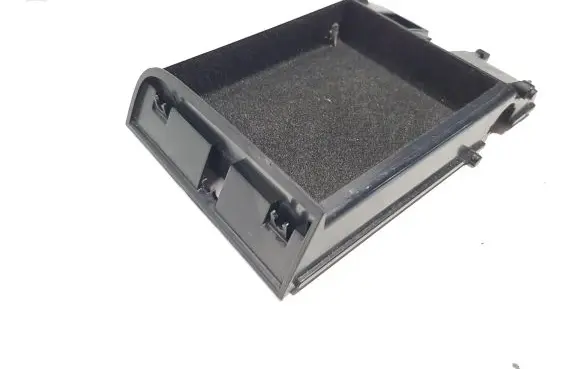 Volkswagen PASSAT B6 Glove box