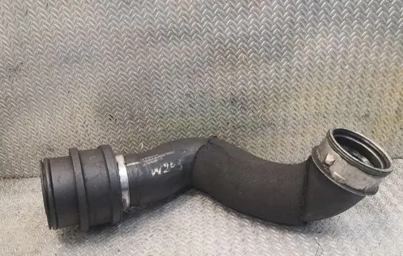 Mercedes-Benz B W245 Intercooler hose/pipe 1695280482