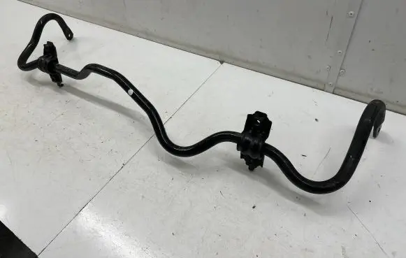 Nissan Qashqai J12 Front anti-roll bar/sway bar