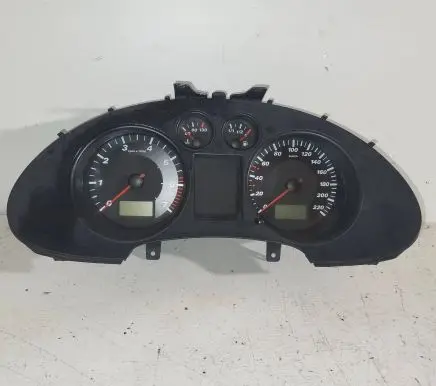 Seat Ibiza III (6L) Speedometer (instrument cluster) 88311333 110080105011A