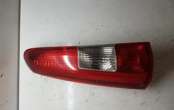 Volvo V70 Rear/tail lights 9154493 A86-3