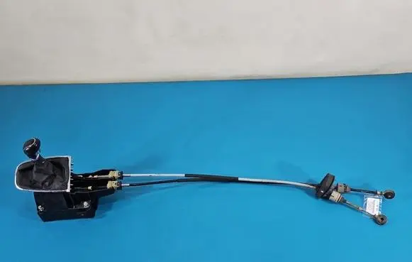Opel Astra J Gear shift cable linkage 55577540 IMPRK1587065