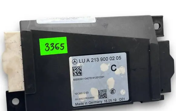 Mercedes-Benz E AMG W213 Central body control module S3365 A2139000205