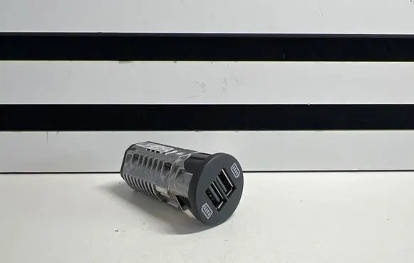 Porsche Cayenne (92A) USB socket connector 7P5035222