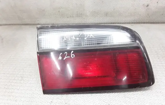 Tailgate rear/tail lights