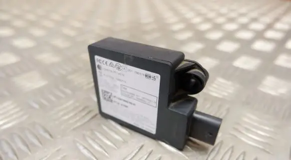Tesla Model 3 Other control units/modules 109785500H