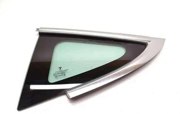 Tesla Model 3 Rear side window 1080703-00-H