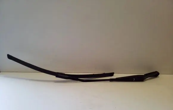 Audi Q3 F3 Front wiper blade arm 83C955408A